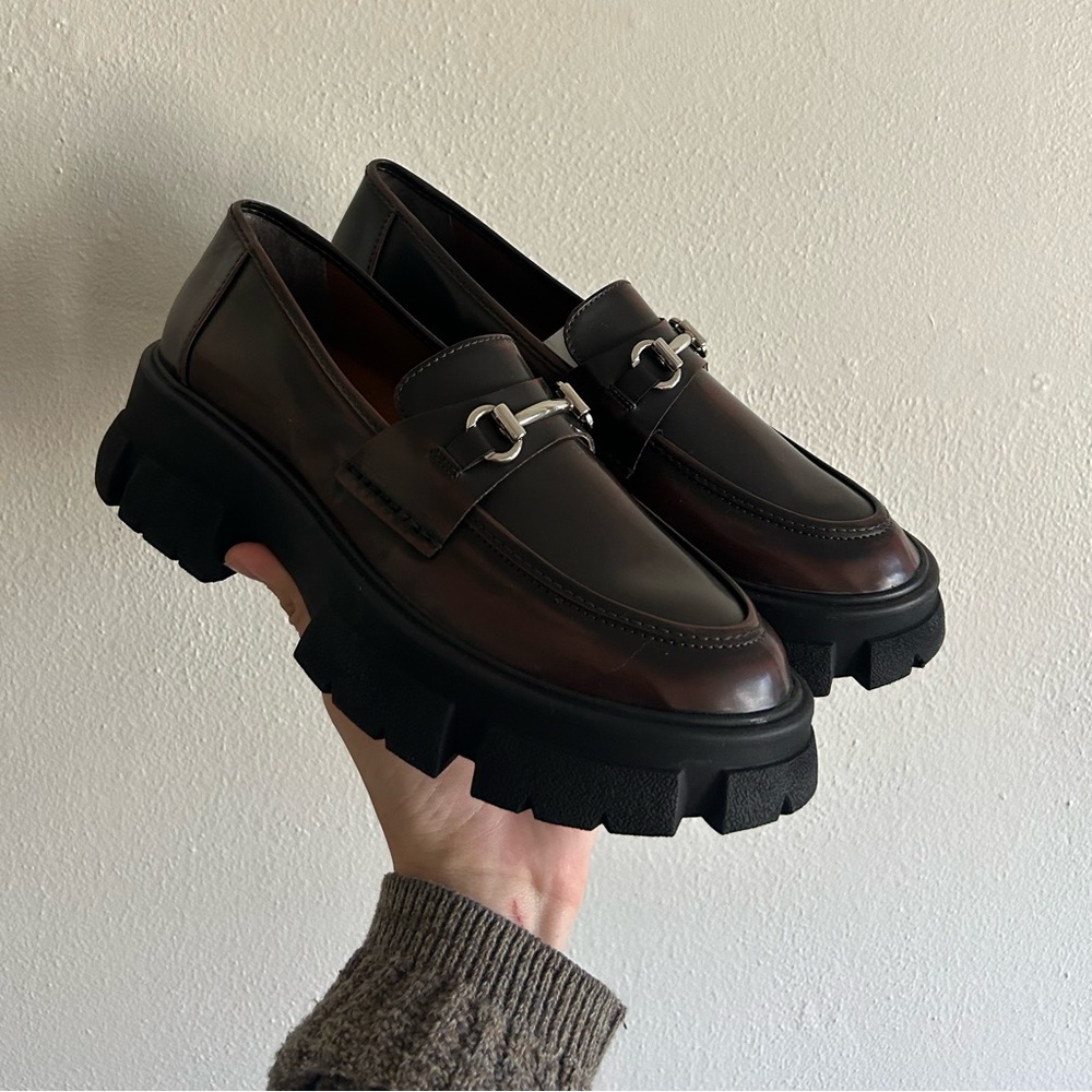 Never worn Steve Madden Loafers